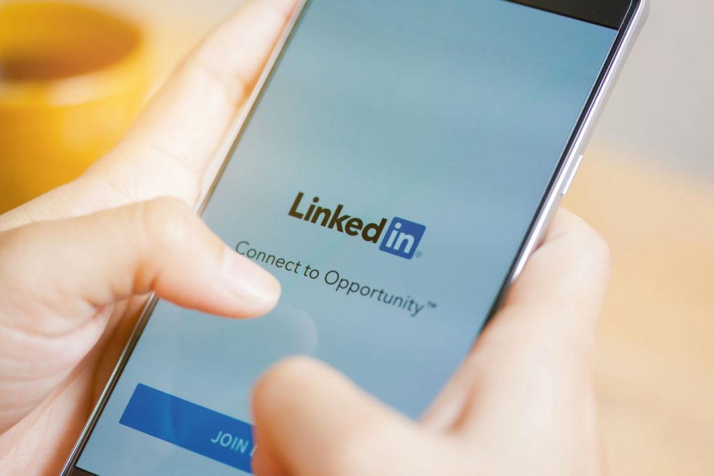 How to Use LinkedIn During Your Job Search